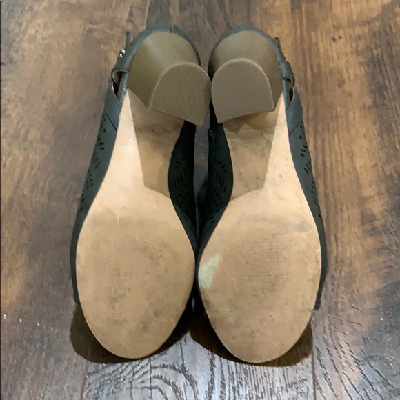 Peep toe booties - Picture 5 of 5